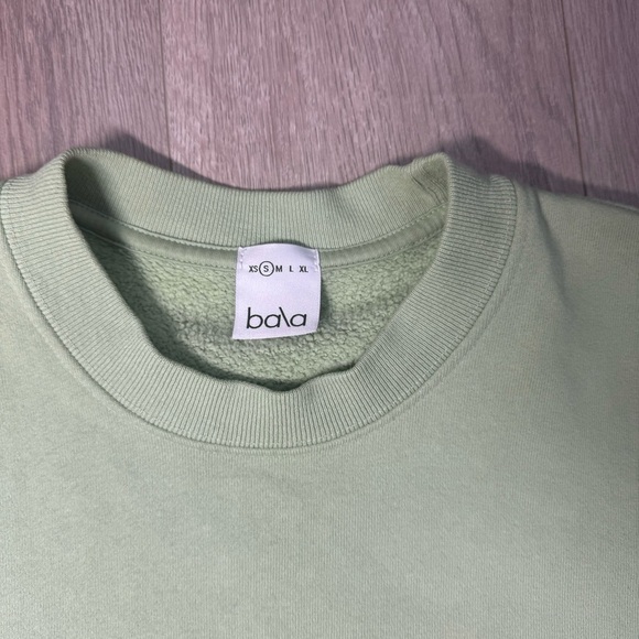 Bala Crewneck Sweatshirt Embroidered New York Loungewear Size Small Made In USA - Picture 3 of 8